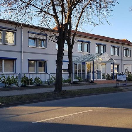 Hotel Sturm Tangermünde Екстериор снимка