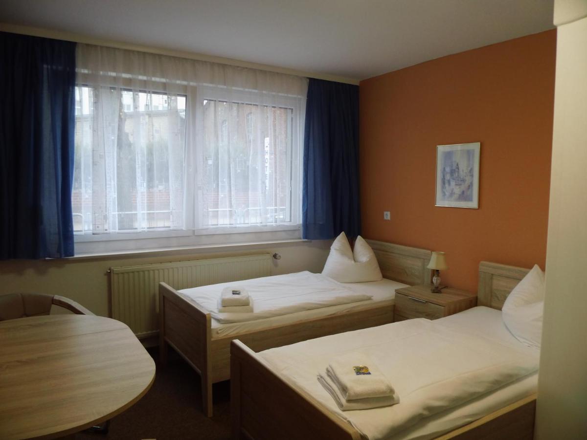 Hotel Sturm Tangermünde Екстериор снимка